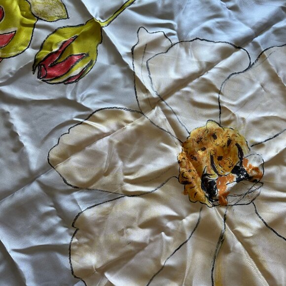 Highgrove Honeybee Silk Scarf - Picture 2 of 4